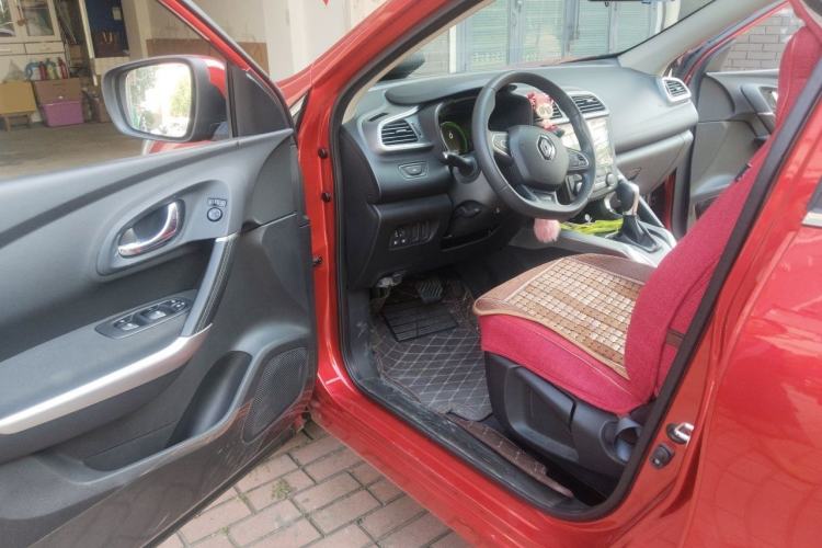 Used Renault Kadjar 2017 2.0L Two-Wheel Drive Fashion Edition Driver Seat