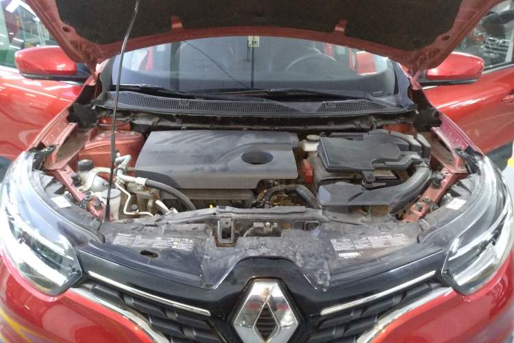 Used Renault Kadjar 2017 2.0L Two-Wheel Drive Fashion Edition Engine Bay