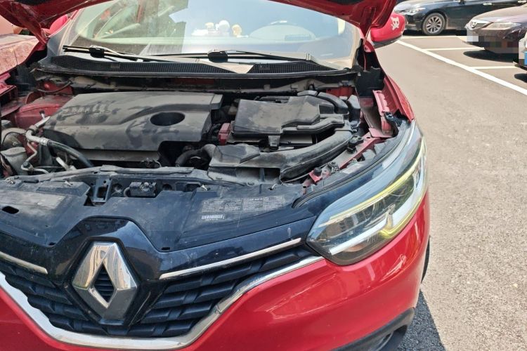 Used Renault Kadjar 2017 2.0L Two-Wheel Drive Fashion Edition Engine Bay Left
