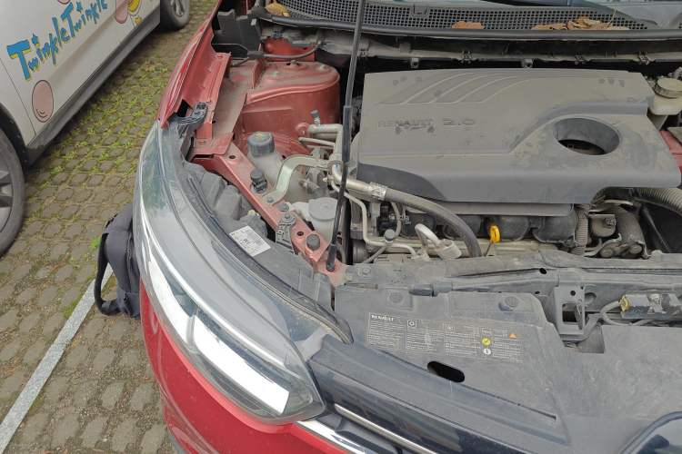 Used Renault Kadjar 2017 2.0L Two-Wheel Drive Luxury Edition Engine Bay Right