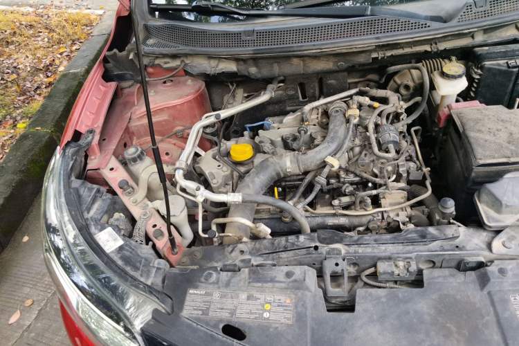 Used Renault Kadjar 2017 1.2T Two-Wheel Drive Fashion Edition Engine Bay Right