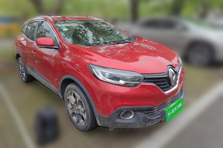 Used Renault Kadjar 2017 2.0L Two-Wheel Drive Luxury Edition Front Right 45 Deg