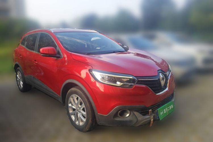 Used Renault Kadjar 2017 2.0L Two-Wheel Drive Comfort Edition Front Right 45 Deg