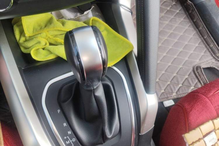 Used Renault Kadjar 2017 2.0L Two-Wheel Drive Fashion Edition Gear Lever
