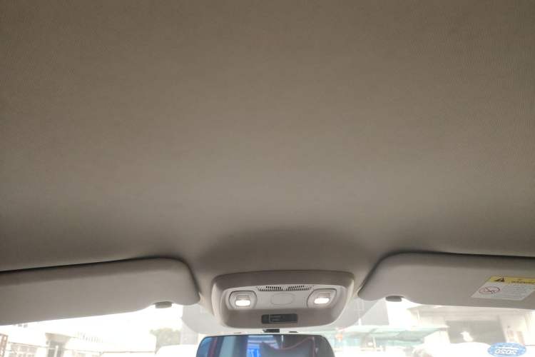 Used Renault Kadjar 2017 2.0L Two-Wheel Drive Fashion Edition Headliner
