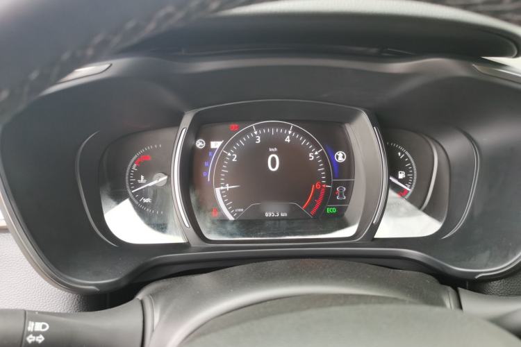 Used Renault Kadjar 2017 2.0L Two-Wheel Drive Luxury Edition Instrument Cluster