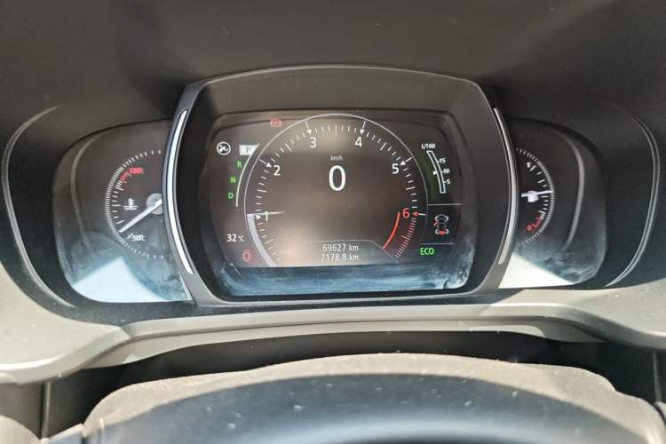 Used Renault Kadjar 2017 2.0L Two-Wheel Drive Fashion Edition Instrument Cluster