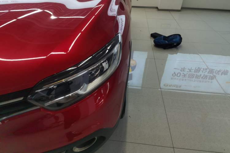 Used Renault Kadjar 2017 2.0L Two-Wheel Drive Comfort Edition Left Front Headlight