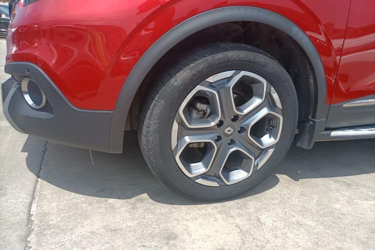 Used Renault Kadjar 2017 2.0L Two-Wheel Drive Luxury Edition Left Front Wheel Hub