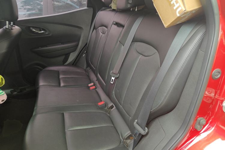 Used Renault Kadjar 2017 2.0L Two-Wheel Drive Luxury Edition Left Rear Seat