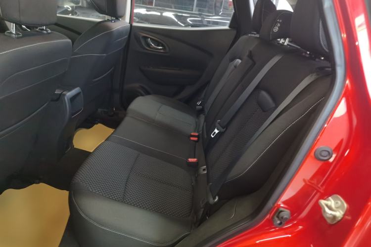 Used Renault Kadjar 2017 2.0L Two-Wheel Drive Comfort Edition Left Rear Seat