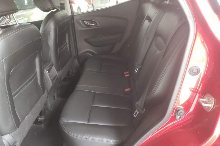 Used Renault Kadjar 2017 2.0L Two-Wheel-Drive Leading Edition Left Rear Seat