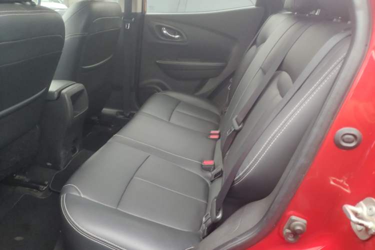 Used Renault Kadjar 2017 2.0L Two-Wheel Drive Fashion Edition Left Rear Seat