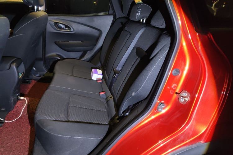 Used Renault Kadjar 2017 2.0L Two-Wheel Drive Comfort Edition Left Rear Seat