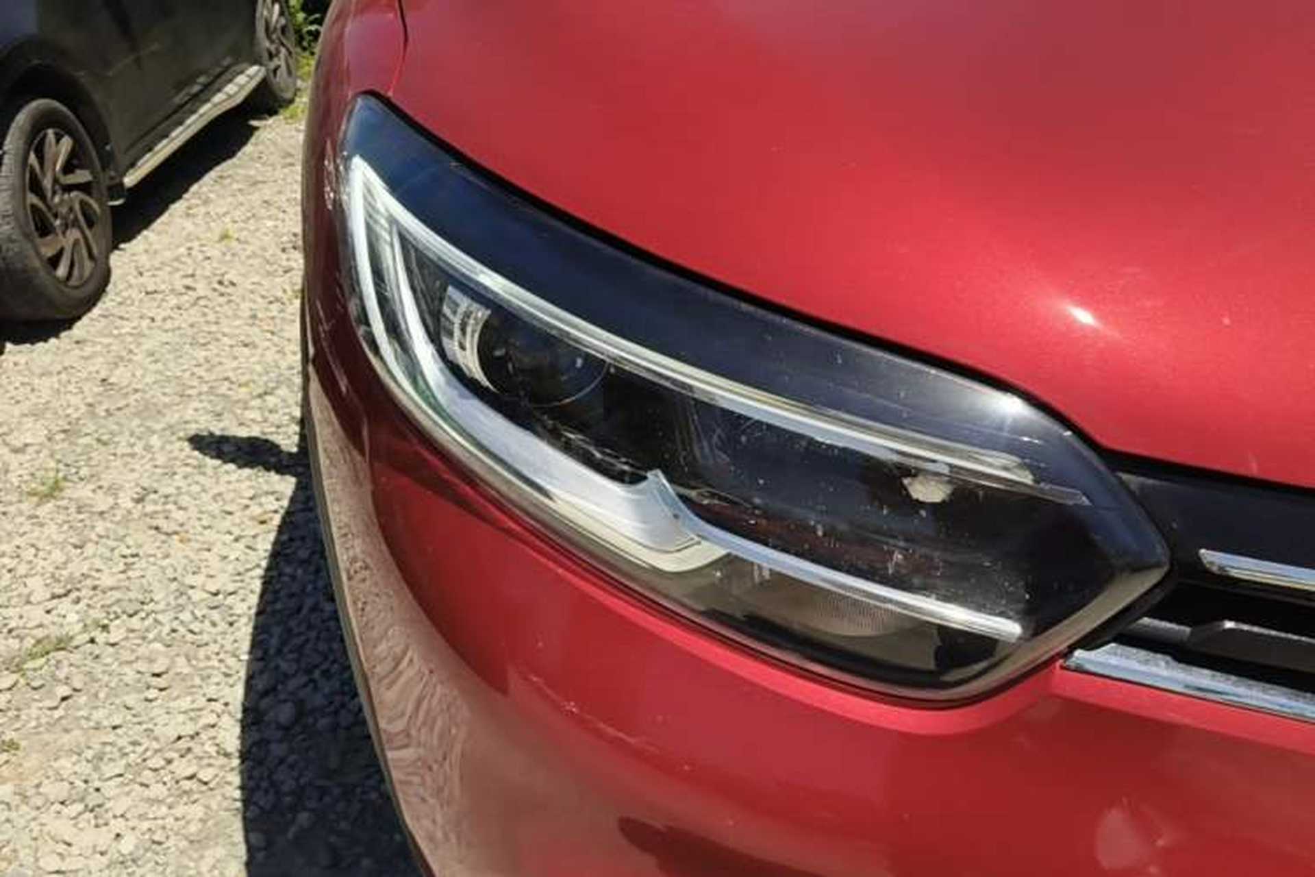 Used Renault Kadjar 2017 2.0L Two-Wheel Drive Luxury Edition Right Front Headlight