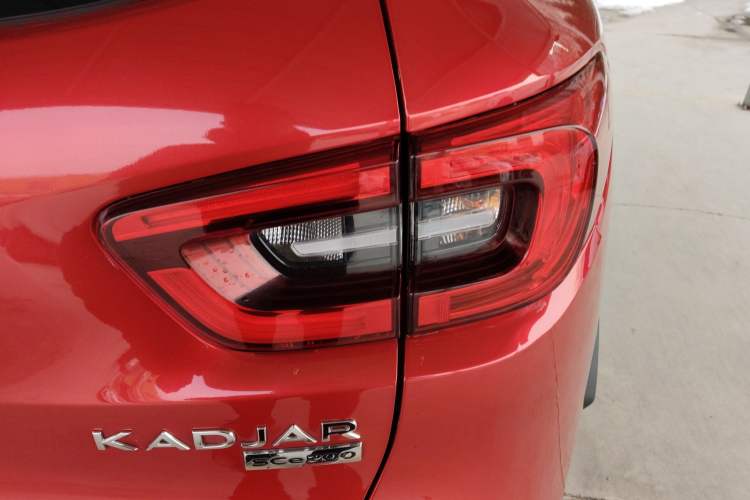 Used Renault Kadjar 2017 2.0L Two-Wheel Drive Comfort Edition Right Rear Taillight