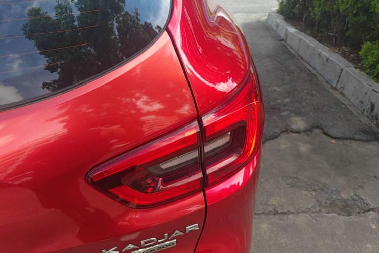 Used Renault Kadjar 2017 2.0L Two-Wheel Drive Comfort Edition Right Rear Taillight