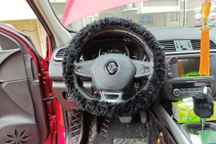 Used Renault Kadjar 2017 2.0L Two-Wheel-Drive Leading Edition Steering Wheel