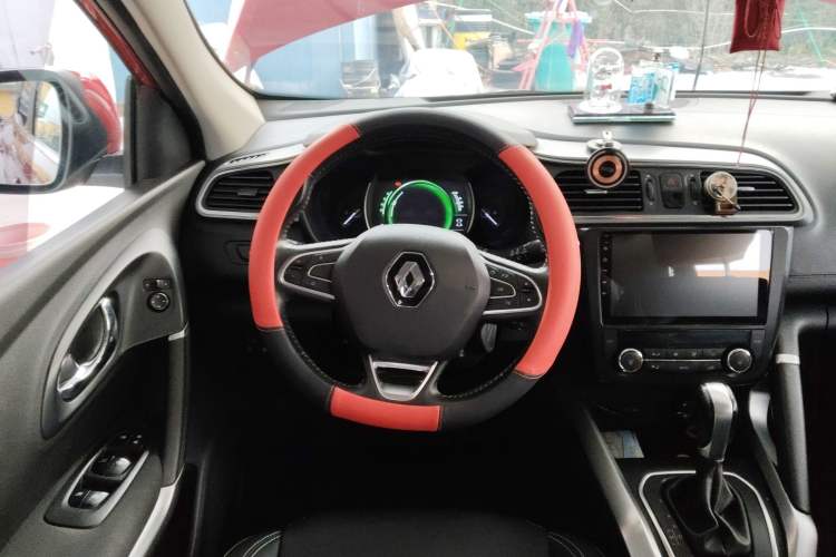 Used Renault Kadjar 2017 2.0L Two-Wheel Drive Comfort Edition Steering Wheel