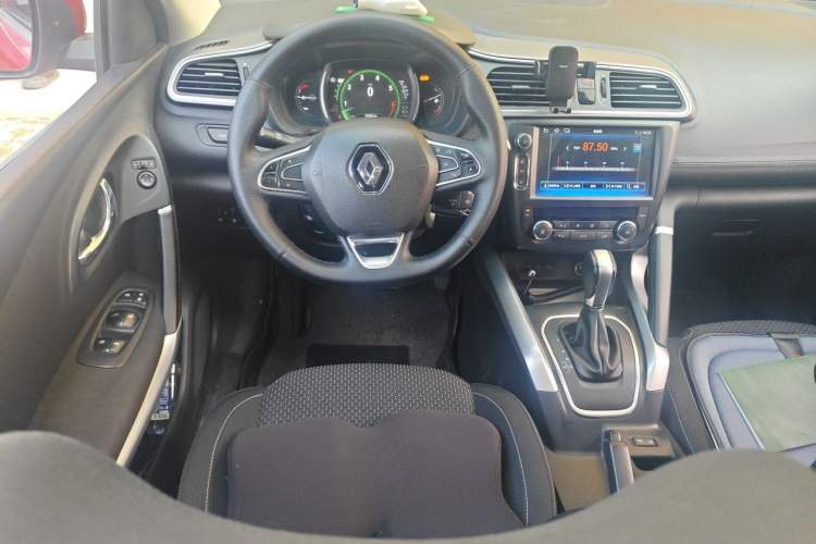 Used Renault Kadjar 2017 2.0L Two-Wheel Drive Comfort Edition Steering Wheel