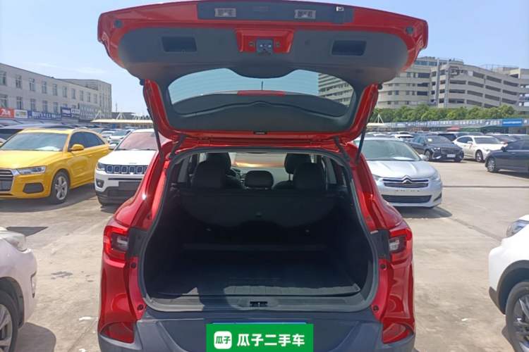 Used Renault Kadjar 2017 2.0L Two-Wheel Drive Luxury Edition Trunk