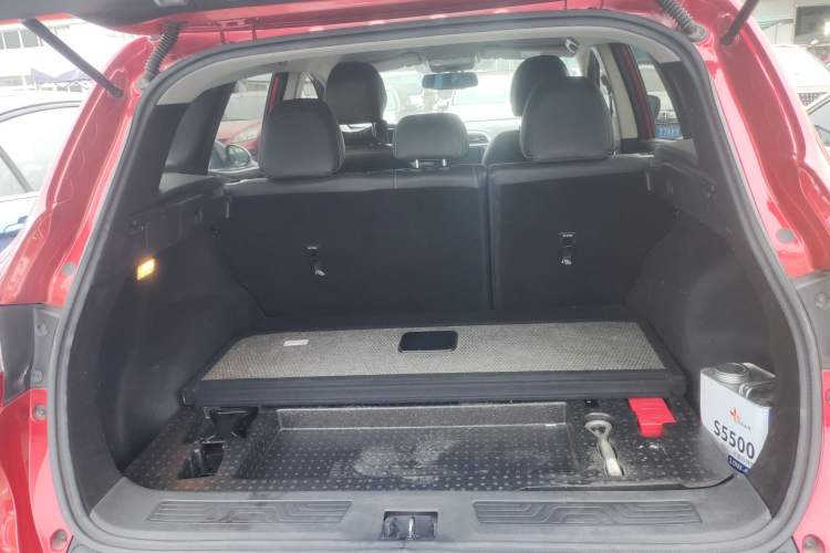 Used Renault Kadjar 2017 2.0L Two-Wheel Drive Fashion Edition Trunk