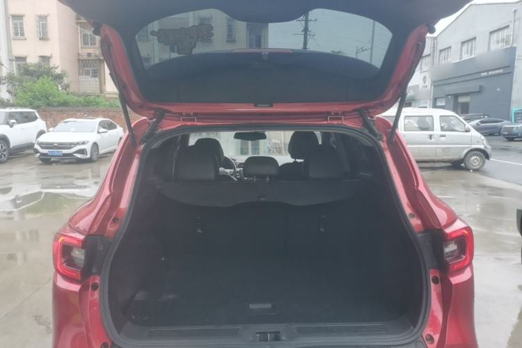 Used Renault Kadjar 2017 2.0L Two-Wheel Drive Luxury Edition Trunk