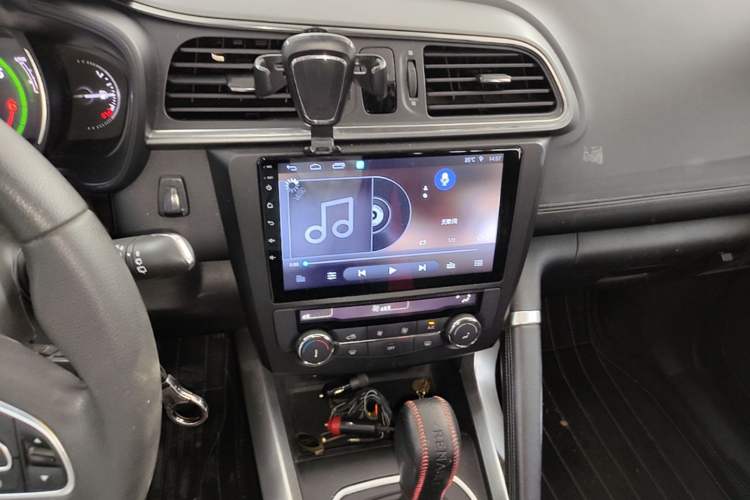 Used Renault Kadjar 2017 2.0L Two-Wheel Drive Fashion Edition Audio And AC Panel