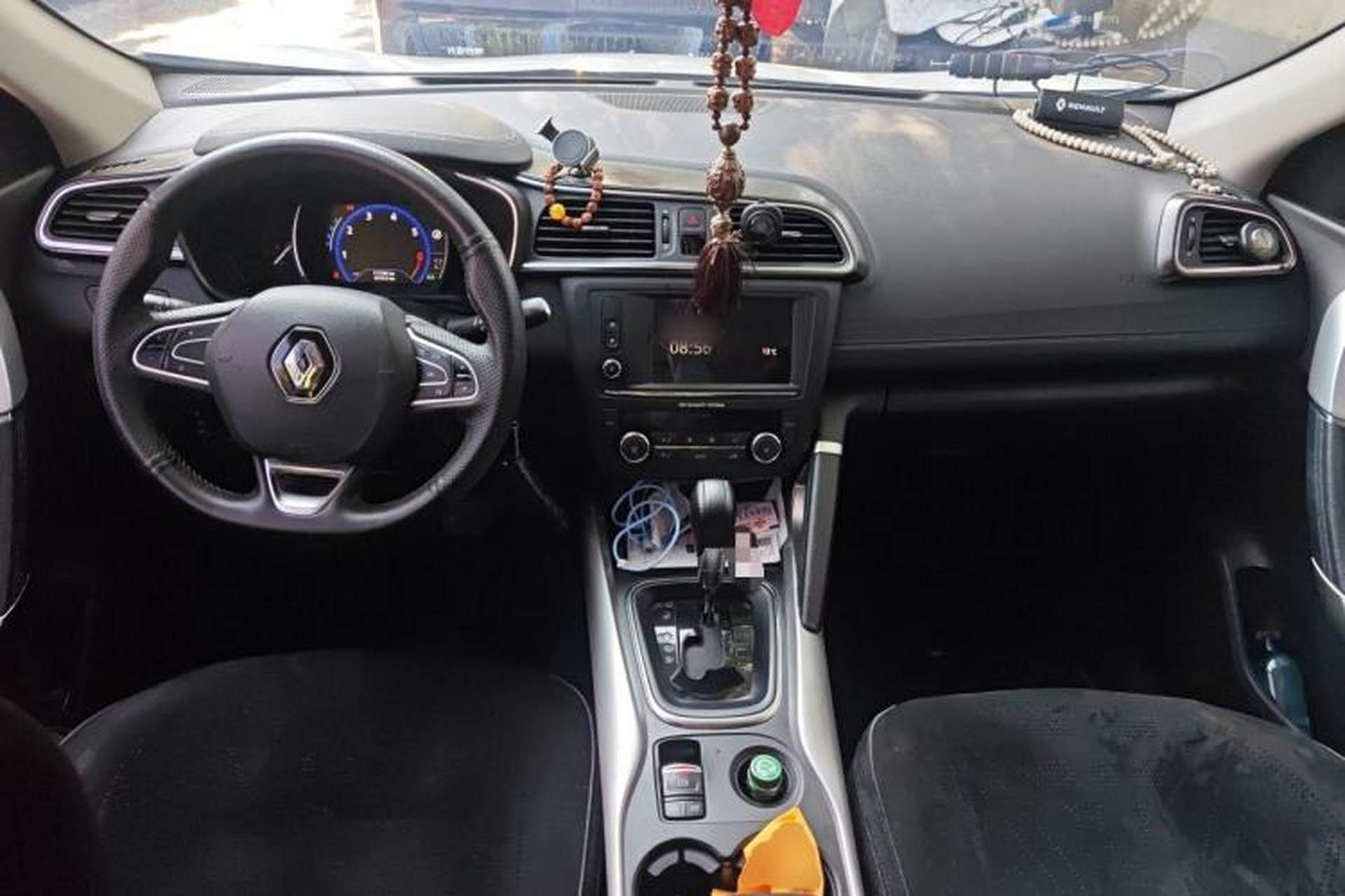 Used Renault Kadjar 2017 2.0L Two-Wheel-Drive Leading Edition Center Console
