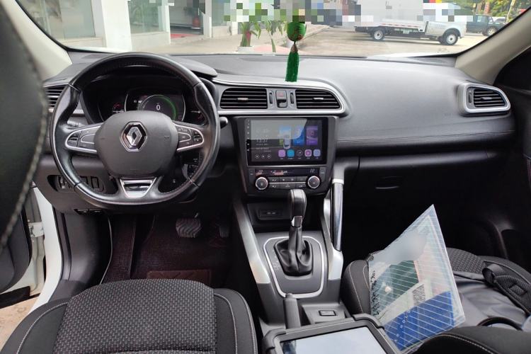 Used Renault Kadjar 2017 2.0L Two-Wheel Drive Comfort Edition Center Console