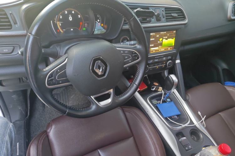 Used Renault Kadjar 2017 2.0L Two-Wheel-Drive Leading Edition Center Console