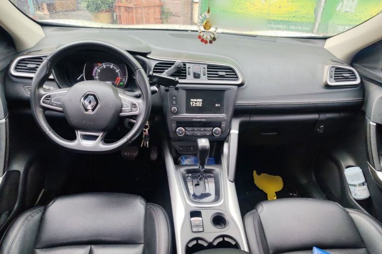 Used Renault Kadjar 2017 2.0L Two-Wheel-Drive Leading Edition Center Console