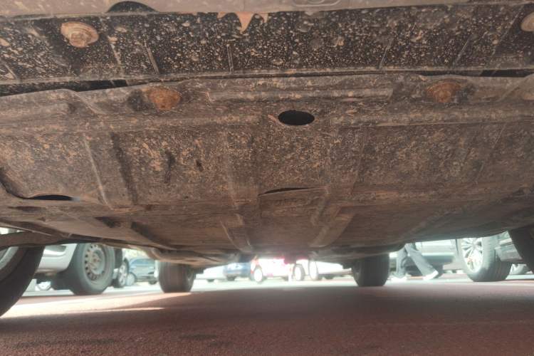 Used Renault Kadjar 2017 2.0L Two-Wheel-Drive Leading Edition Chassis Front