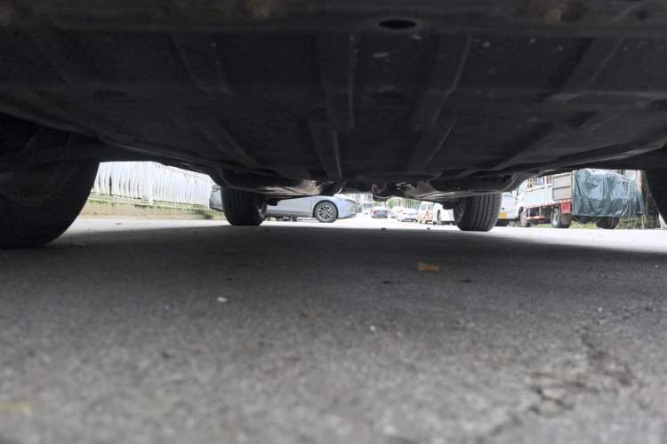 Used Renault Kadjar 2017 2.0L Two-Wheel-Drive Leading Edition Chassis Front