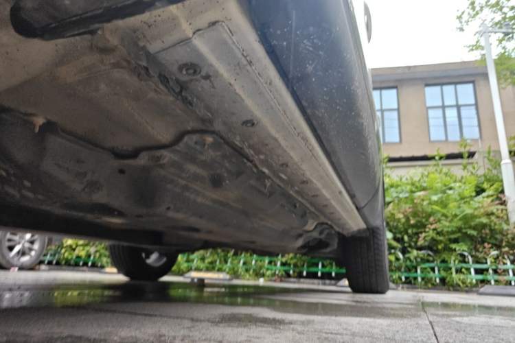 Used Renault Kadjar 2017 2.0L Two-Wheel-Drive Leading Edition Chassis Front Left
