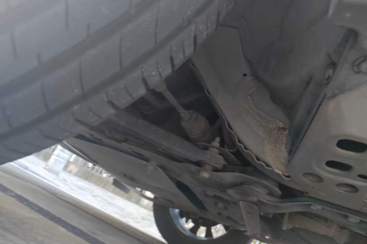 Used Renault Kadjar 2017 2.0L Two-Wheel-Drive Leading Edition Chassis Front Left