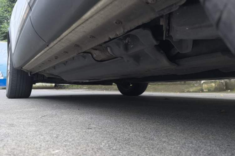 Used Renault Kadjar 2017 2.0L Two-Wheel-Drive Leading Edition Chassis Rear Left
