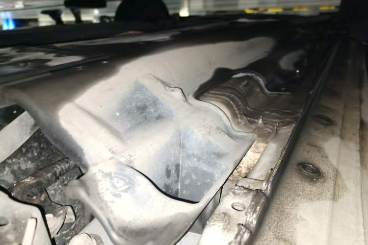 Used Renault Kadjar 2017 2.0L 120th Anniversary Limited Edition Chassis Rear Left
