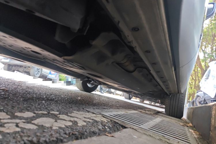 Used Renault Kadjar 2017 2.0L Two-Wheel-Drive Leading Edition Chassis Rear Right