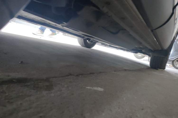 Used Renault Kadjar 2017 2.0L Two-Wheel-Drive Leading Edition Chassis Rear Right