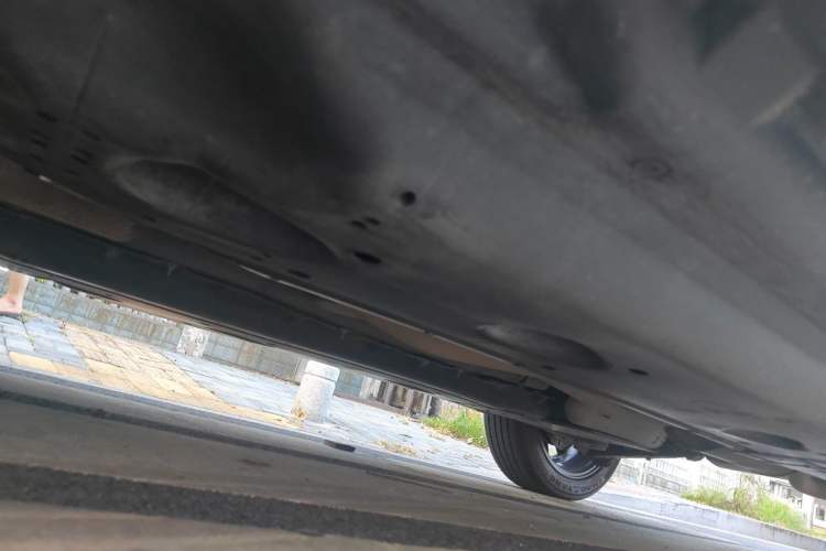 Used Renault Kadjar 2017 2.0L Two-Wheel-Drive Leading Edition Chassis Rear