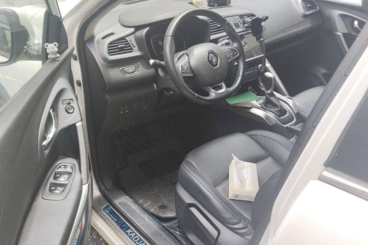 Used Renault Kadjar 2017 2.0L Two-Wheel Drive Fashion Edition Driver Seat