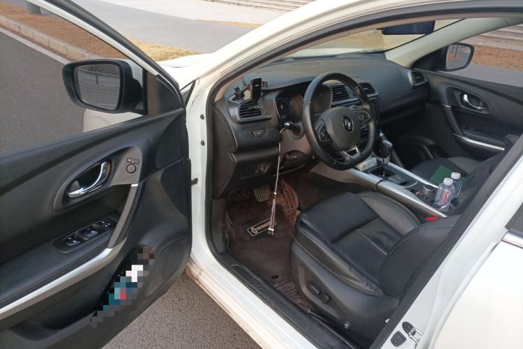 Used Renault Kadjar 2017 2.0L Four-Wheel Drive Premium Edition Driver Seat