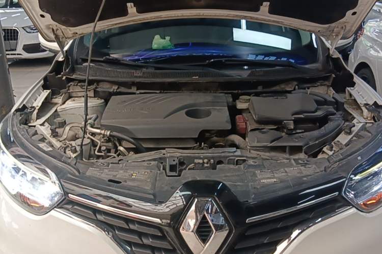 Used Renault Kadjar 2017 2.0L Two-Wheel Drive Comfort Edition Engine Bay