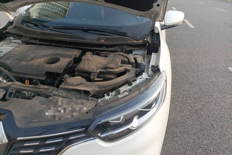 Used Renault Kadjar 2017 2.0L Four-Wheel Drive Premium Edition Engine Bay Left