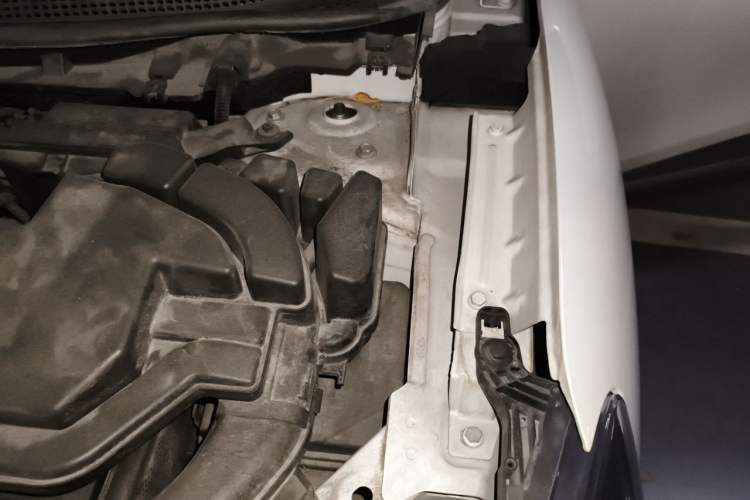 Used Renault Kadjar 2017 2.0L 120th Anniversary Limited Edition Engine Bay Left