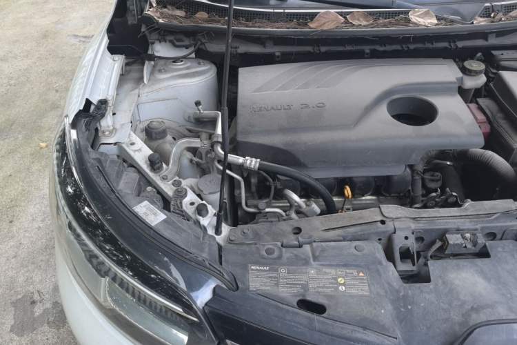 Used Renault Kadjar 2017 2.0L Two-Wheel-Drive Leading Edition Engine Bay Right