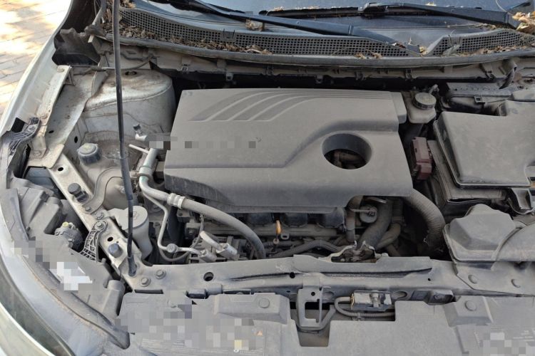 Used Renault Kadjar 2017 2.0L Two-Wheel Drive Fashion Edition Engine Bay Right
