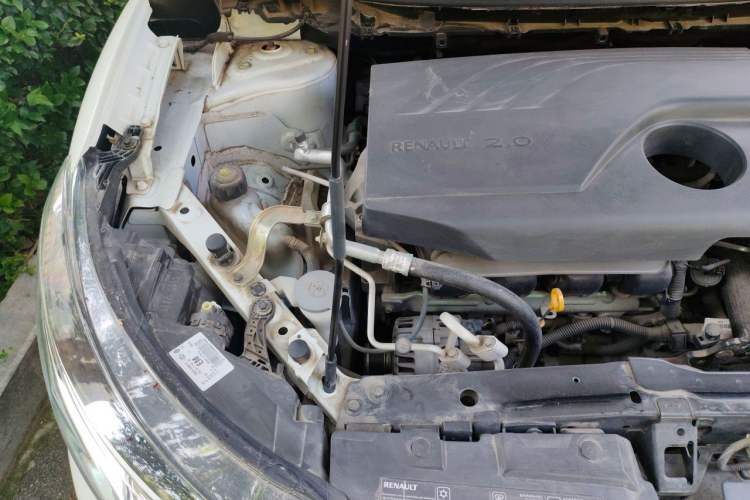 Used Renault Kadjar 2017 2.0L Two-Wheel Drive Luxury Edition Engine Bay Right