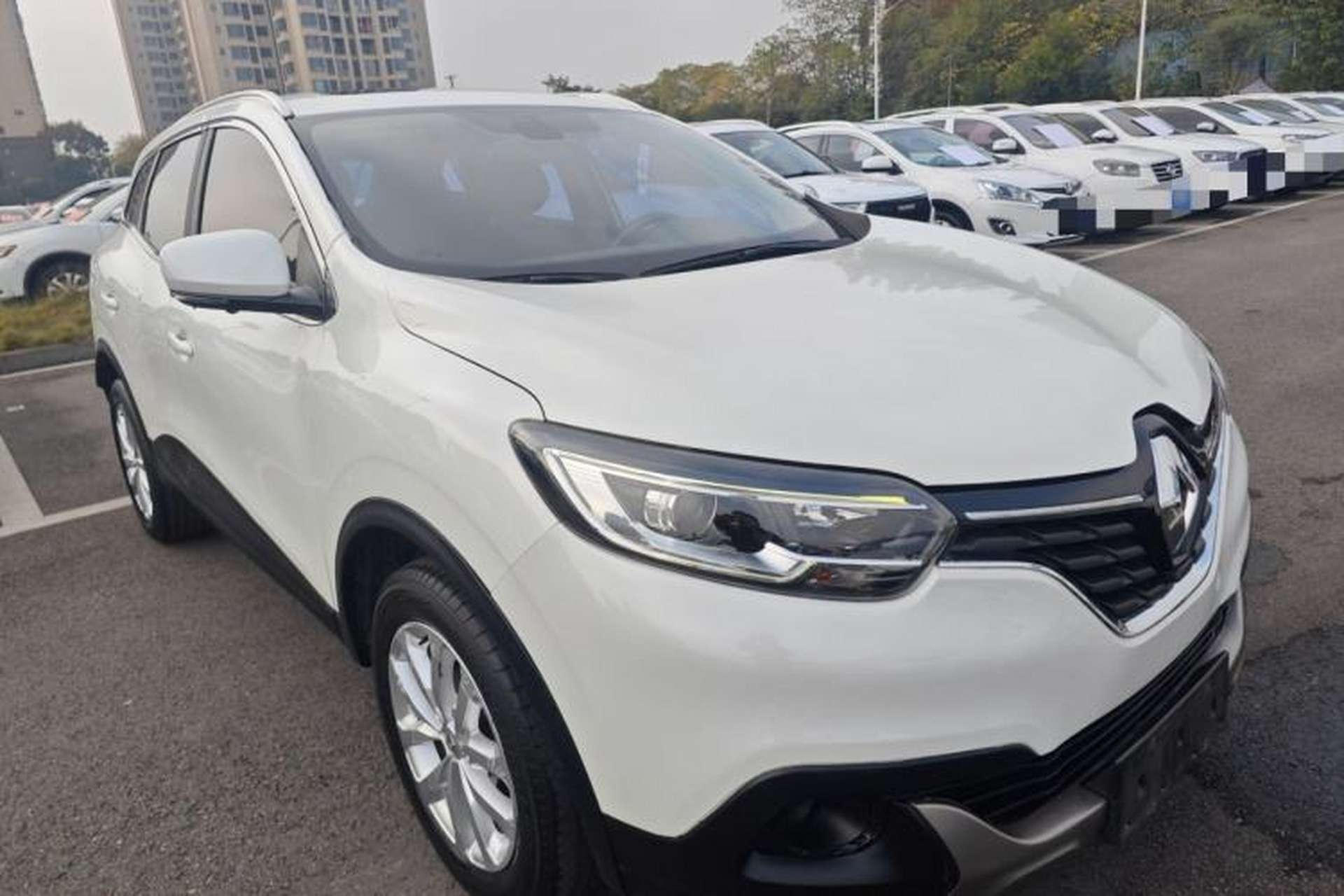 Used Renault Kadjar 2017 2.0L Two-Wheel Drive Comfort Edition Exterior 1